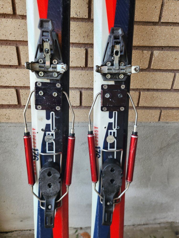 Black Diamond Aspect with Telemark Tech system bindings
