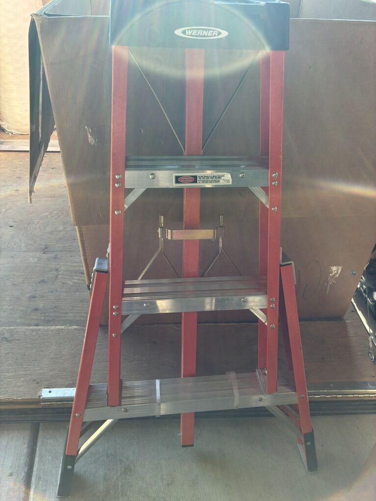 Werner 4' Tripod Ladder   New