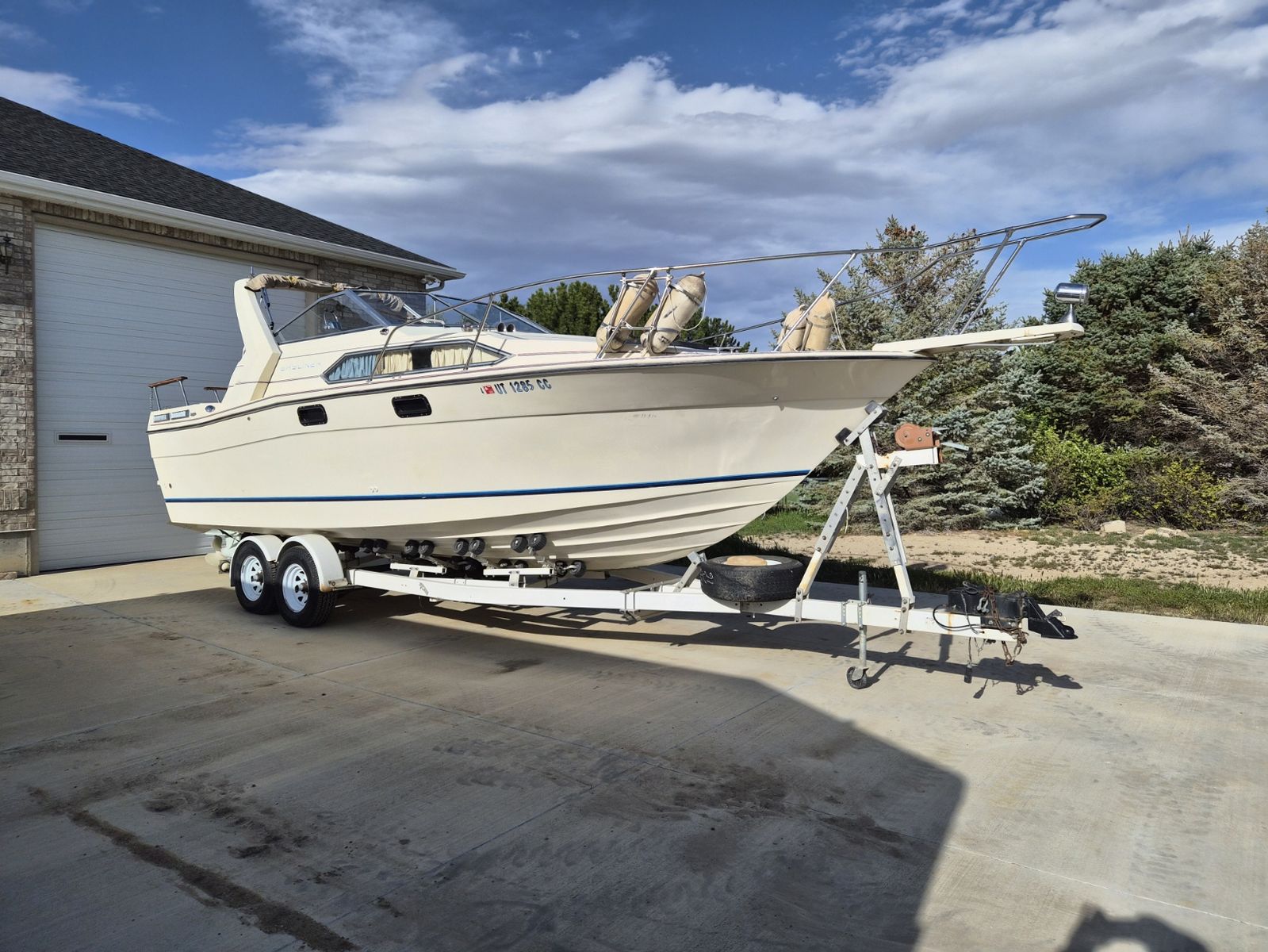 1983 Bayliner Contessa 2850