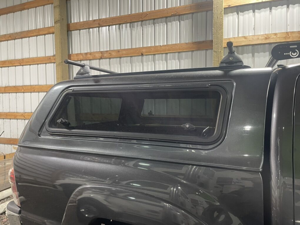 A.R.E Shell And Prinsu Roof Rack