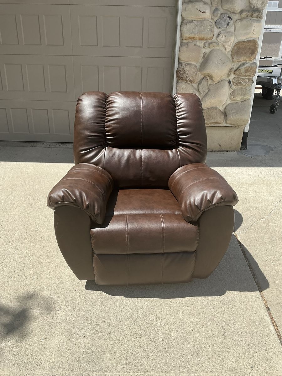 Oversized rocker/recliner