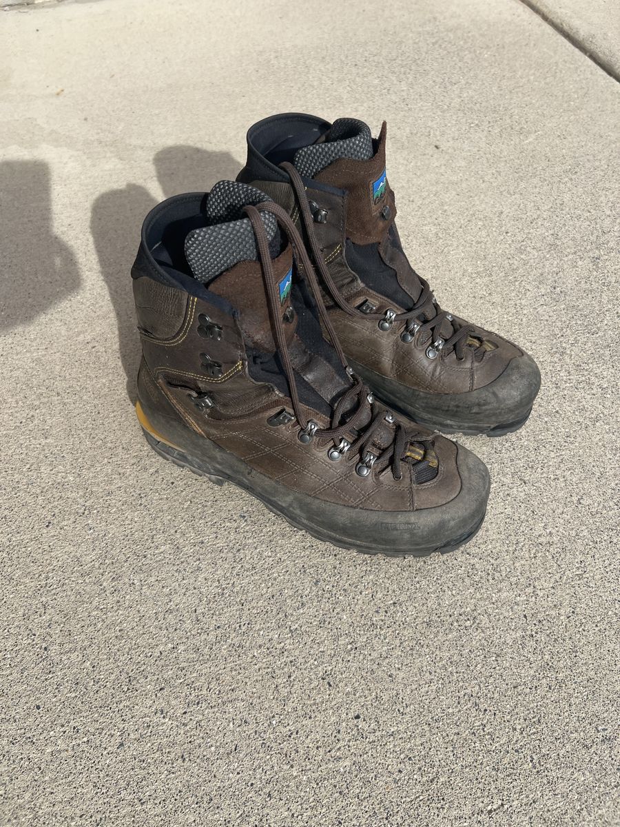 Cabelas by Meindl Hunting Guide boot.
