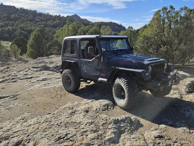 V8 swapped Jeep Wrangler Tj project build