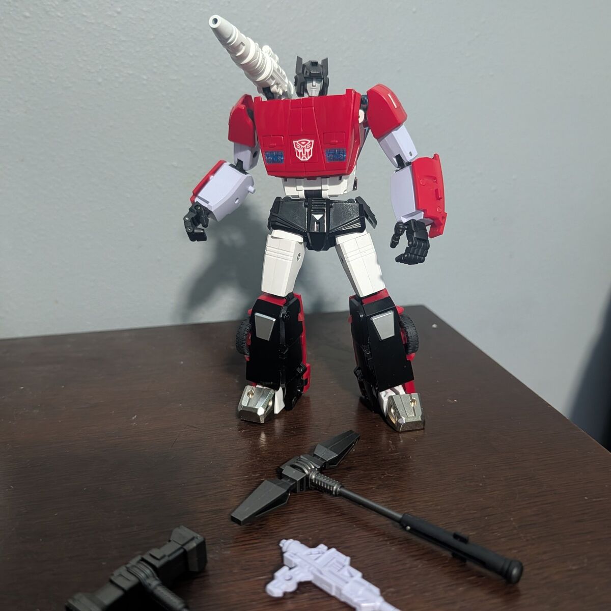 Dx9 Red Storm (Transformers Masterpiece Sideswipe)