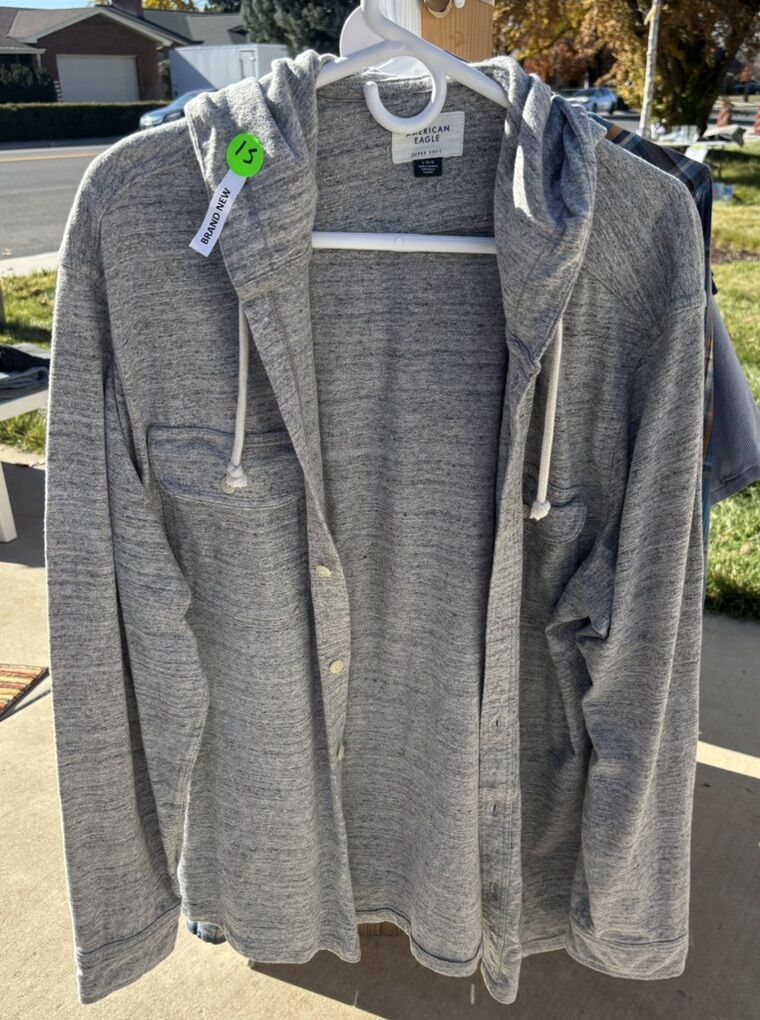 American Eagle Grey Winter Hoodie NEW L