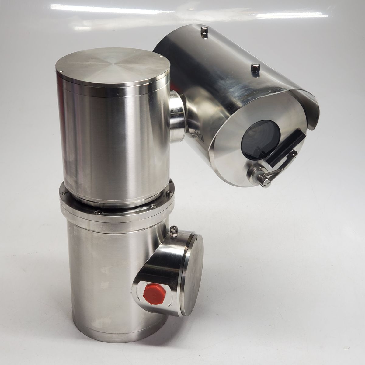 AXIS Globally Certified Explosion-Protected Positioning Network Camera XPQ1785 02278-501-01 (Pre-Owned)