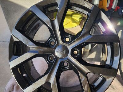 Jeep grand cherokee 18in Y spoke rims