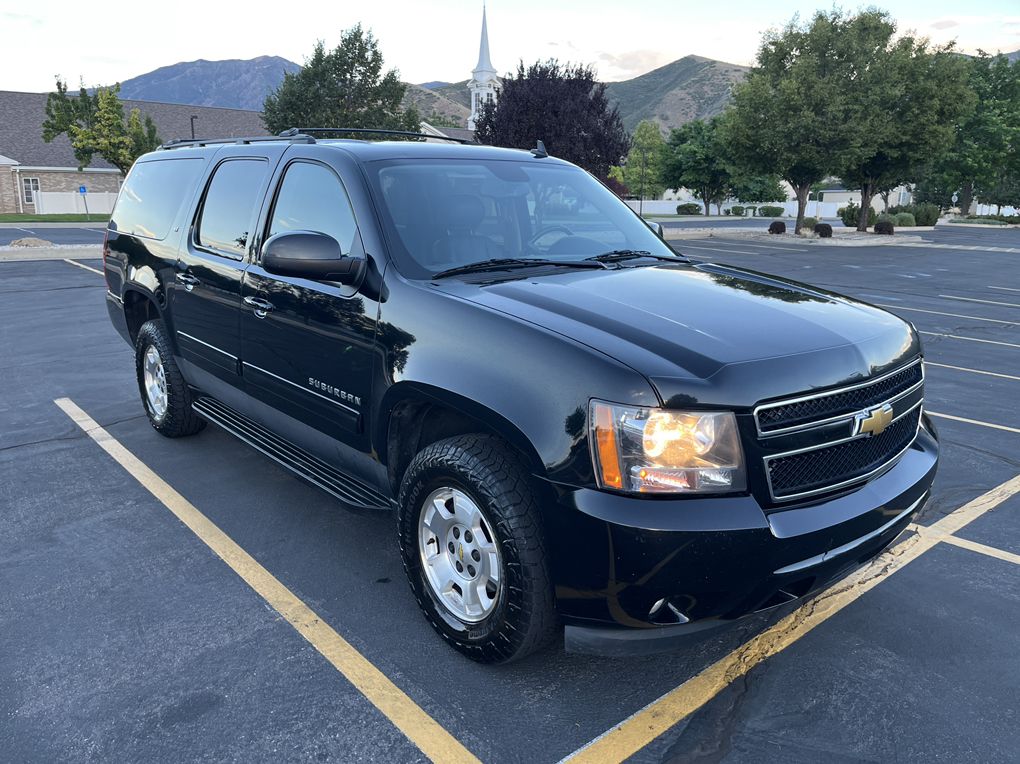 2013 Chevrolet Suburban LT