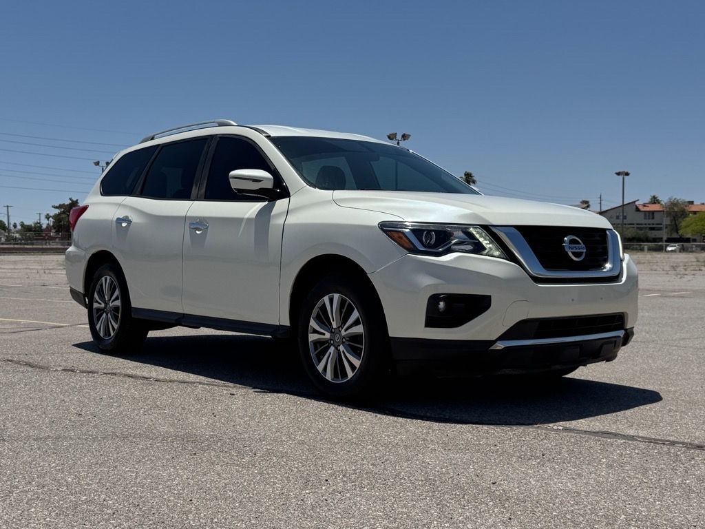 2020 Nissan Pathfinder SL