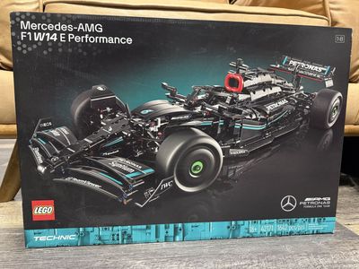 Lego Technic 42171 Mercedes-AMG F1 W14 E Performance New & Sealed