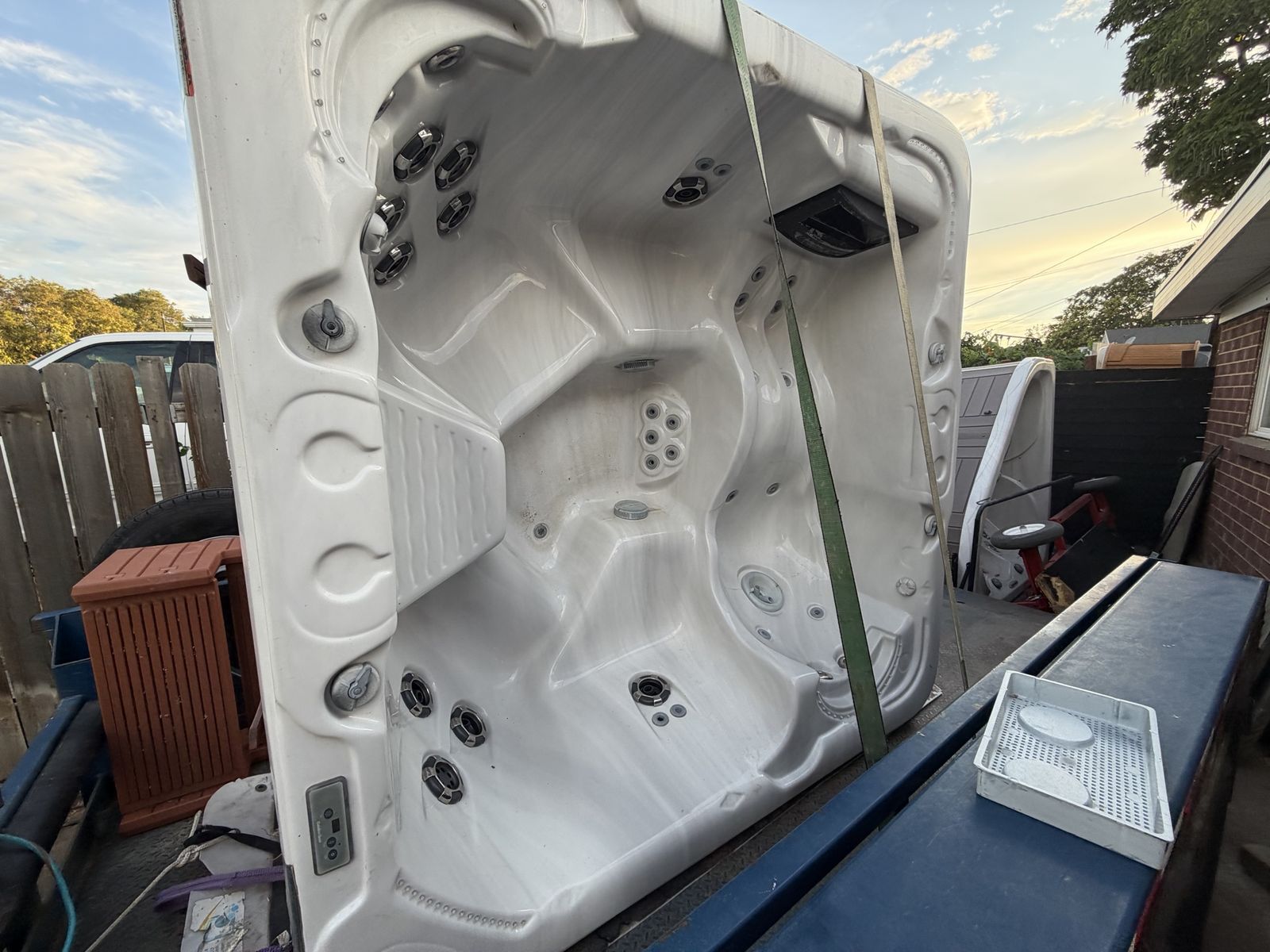 Catalina 2015 Hot Tub Spa - Seats 6-8 People, Multiple Jets will deliver