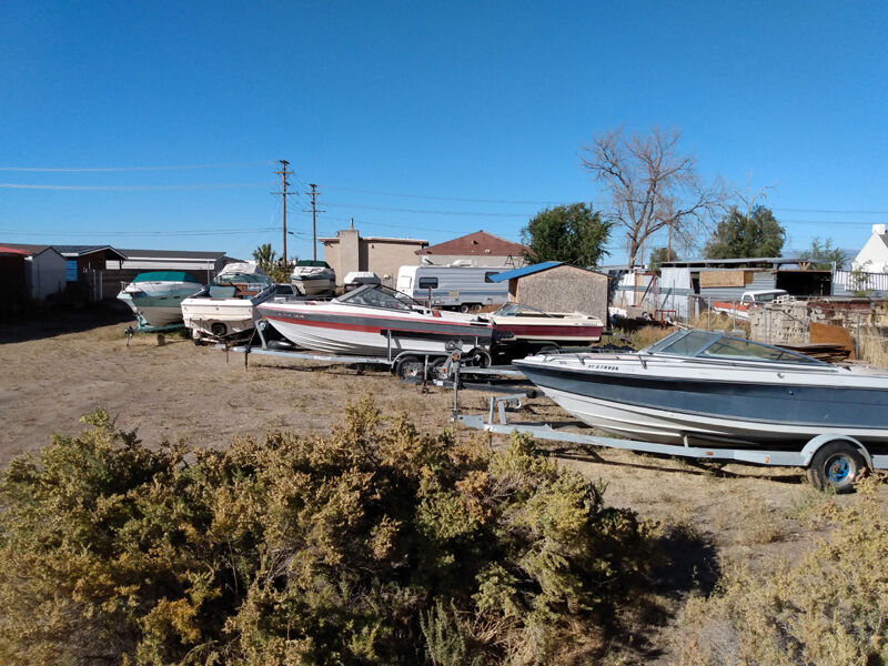 PARTING BOAT Lots of used parts Mercruiser Alpha OMC Volvo DP Outdrive Gearcase