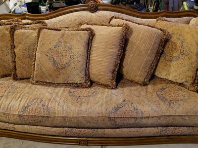 VIntage/antique couch