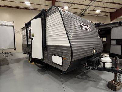 2023 Coleman 17B