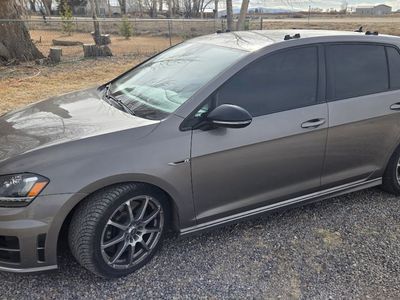 2017 Volkswagen Golf R