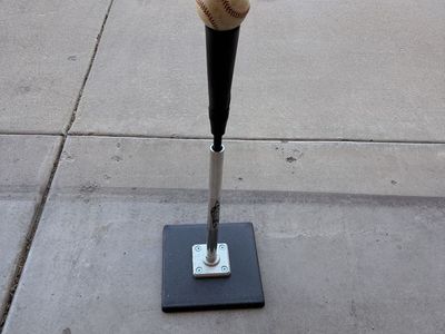 PLAYAPUT Baseball/Softball Batting Practice Tee - Adjustable Height - Portable