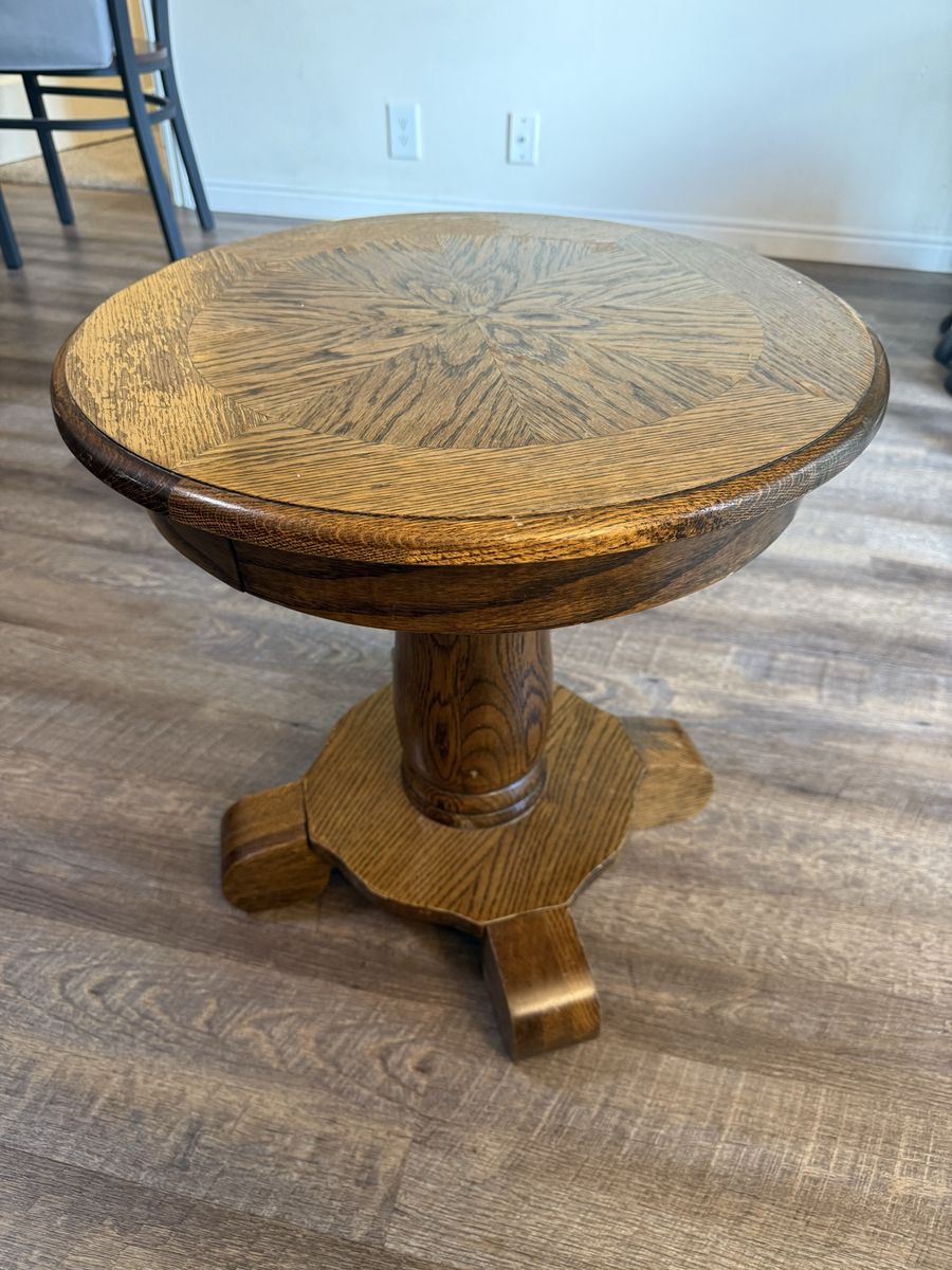 Vintage Solid Oak Pedestal Table – Heavy Duty
