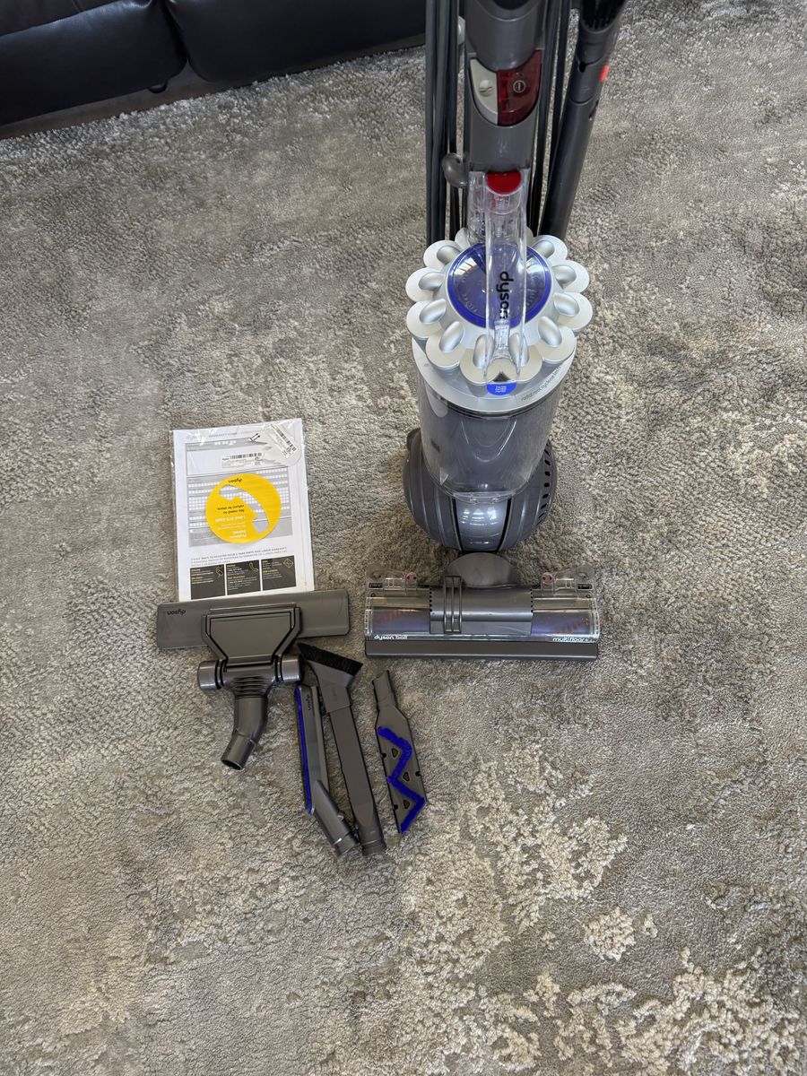 Dyson Ball Multi Floor vacuum bagless, corded vacuum