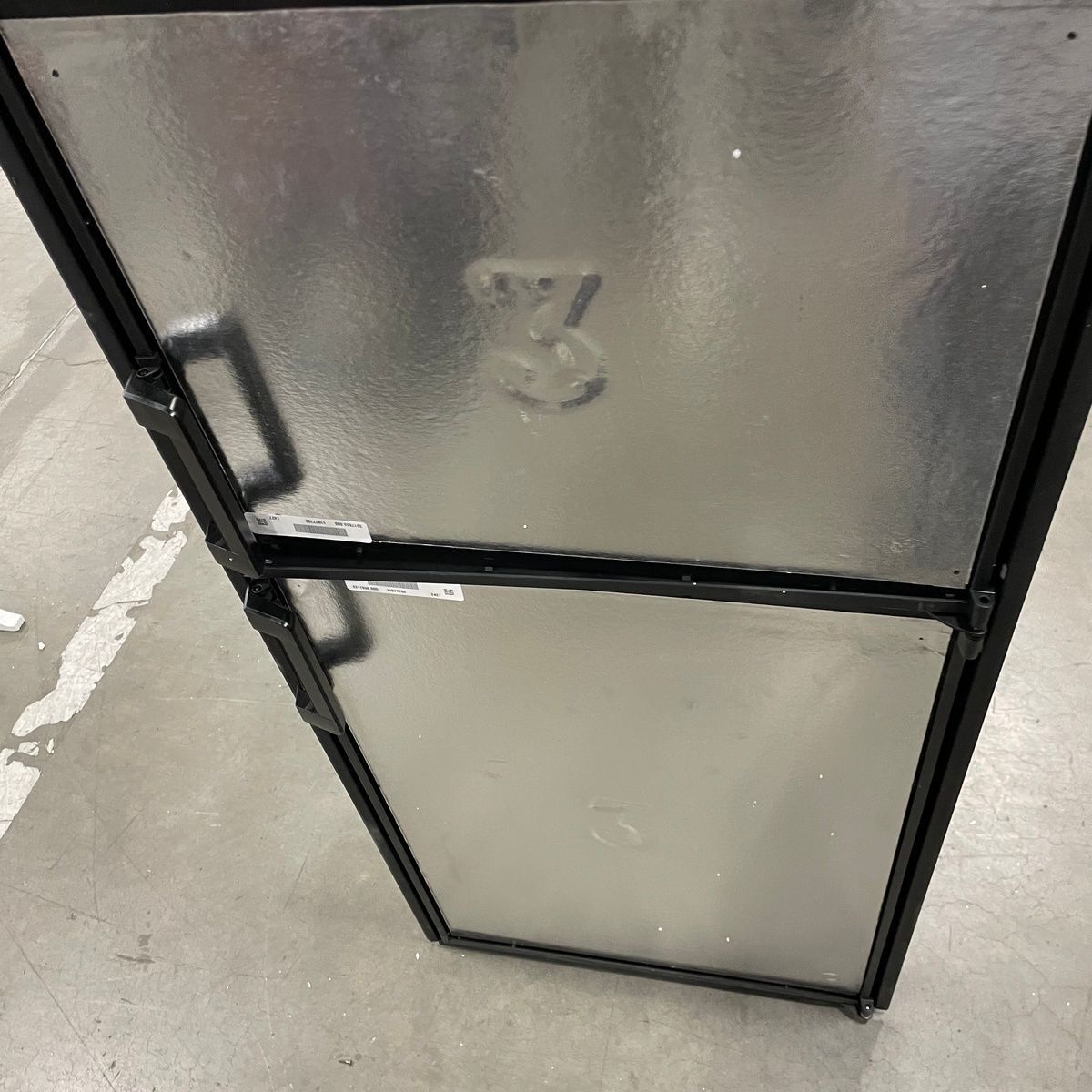 New RV dual refrigerator / freezer Gas/electric