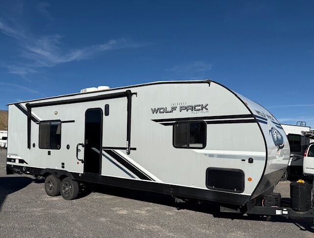 2021 Cherokee Wolf Pack Platinum 2315