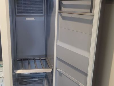 Samsung AirDresser Clothing Care System Smart Steam Closet
