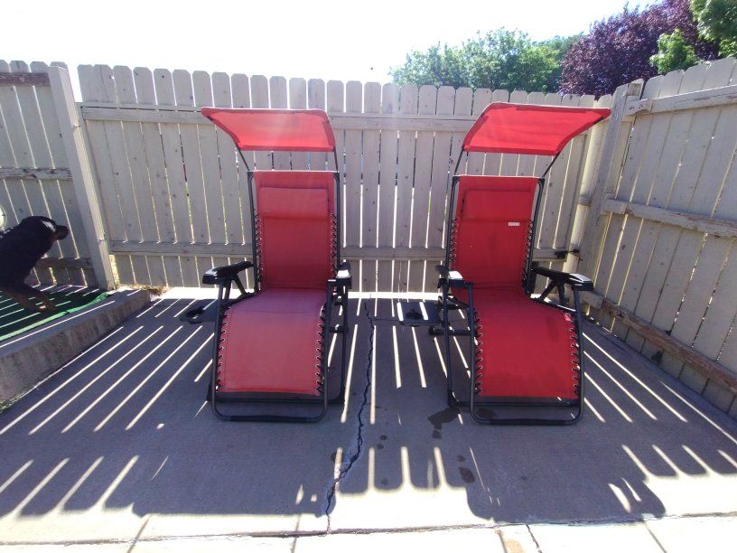 Set of 2 Red Zero Gravity Patio Chairs with Sun Shade and Cupholder