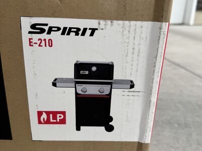 Weber Gas Grill New In Box