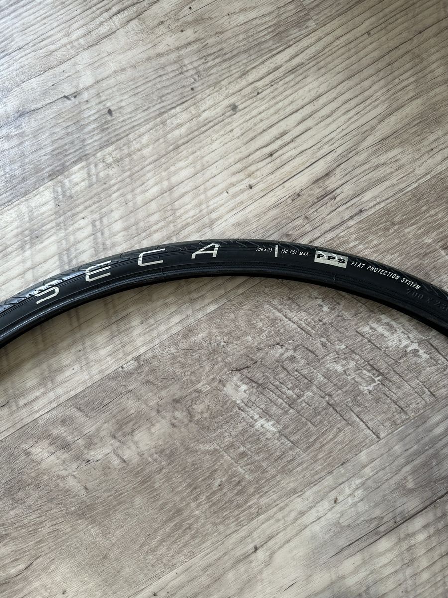 Serfas Seca road bike tire 700 x 23 FPS