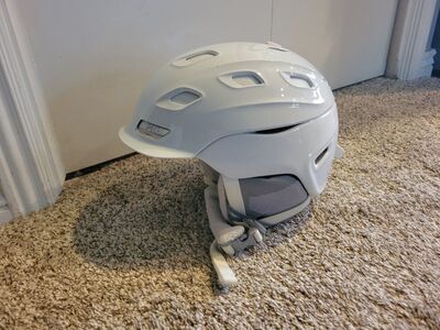 ladies like new ski or snowboard helmet