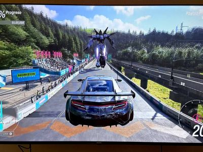 Hisense 65" Smart TV – Excellent Condition - Android TV