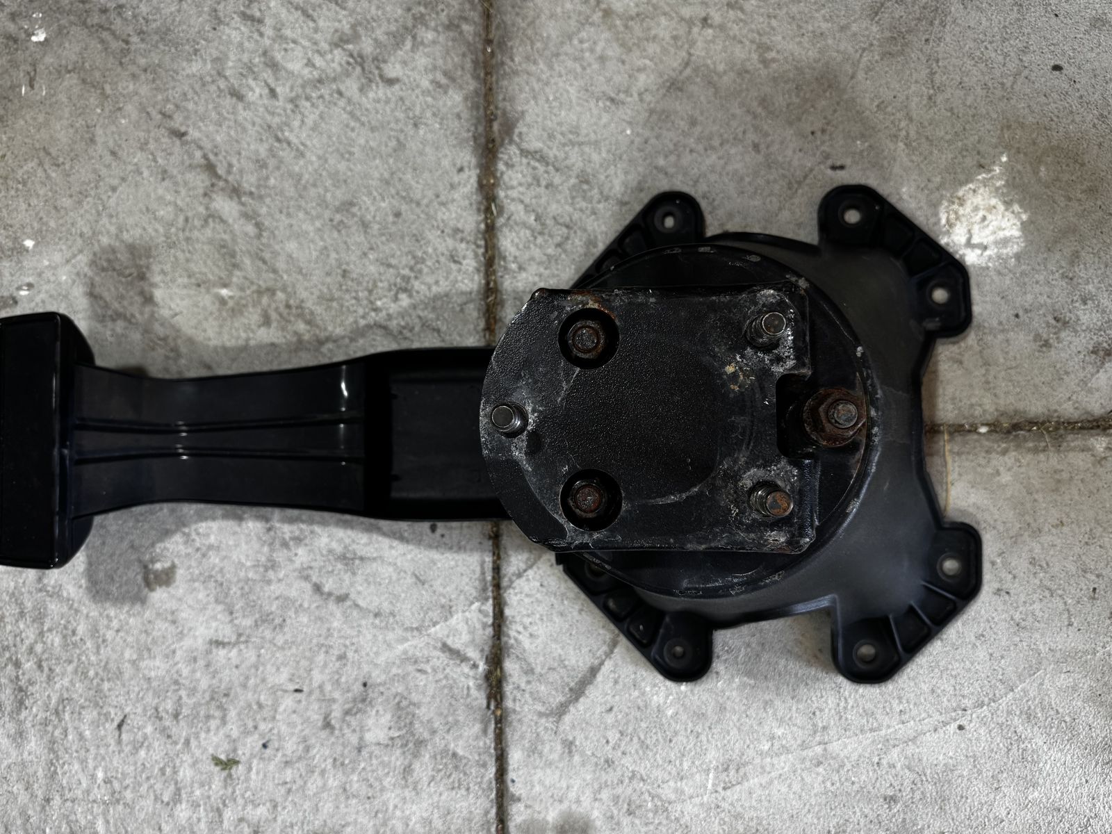 Jeep JK Tire Carrier For Larger Tires