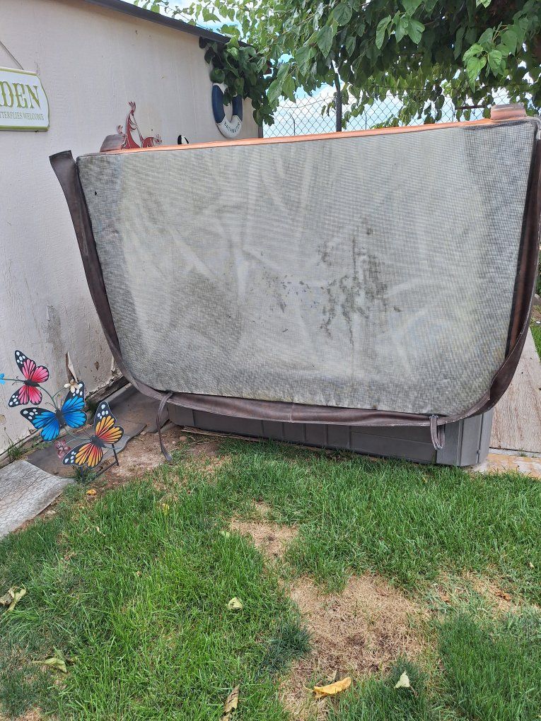 Main image 4