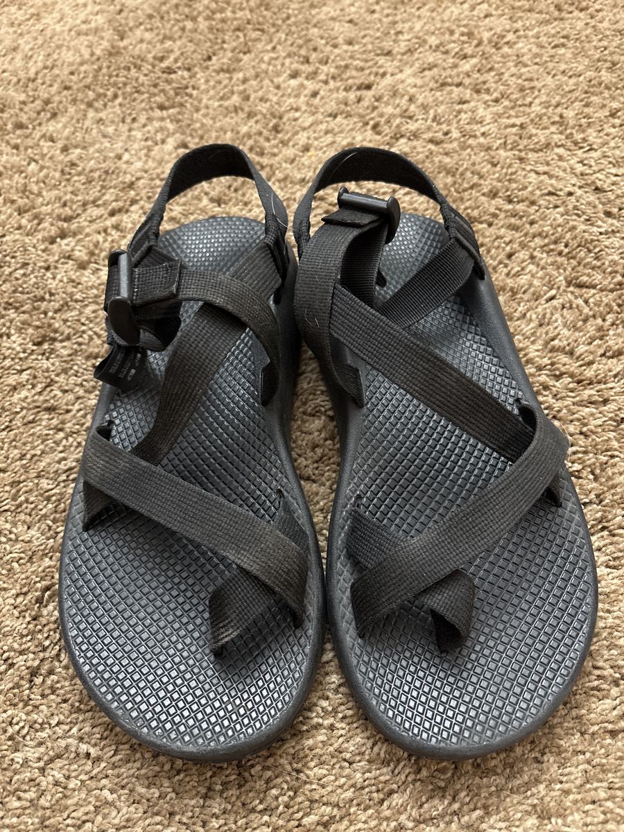 Mens Size 9 Chaco Sandals