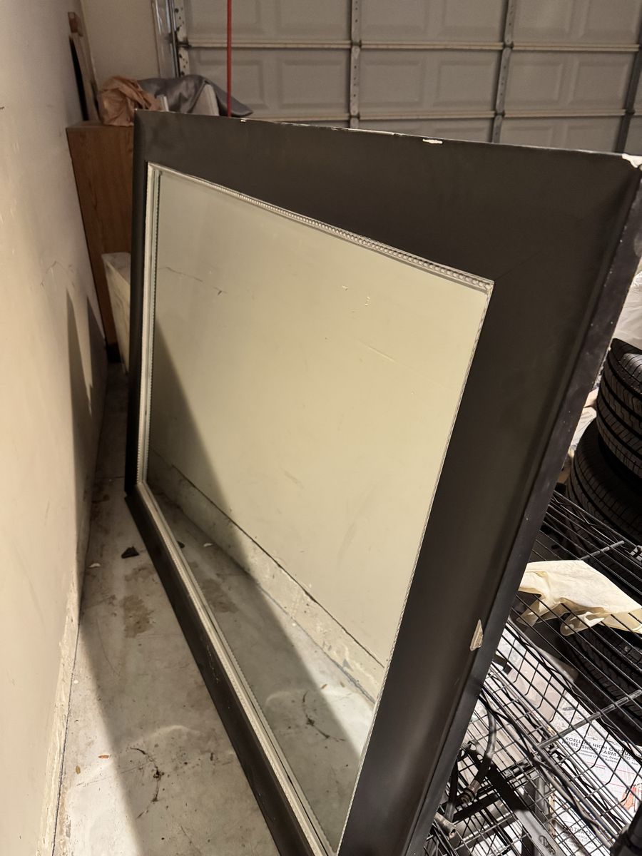 Frame mirror