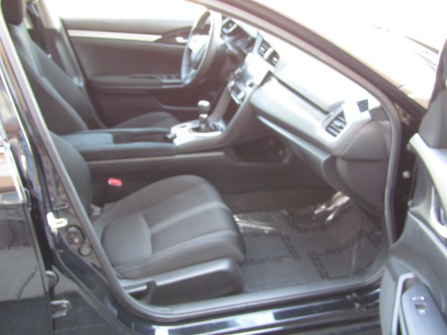 Main image 10