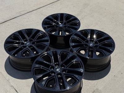 Ford F150 Expedition Rims 20” like new