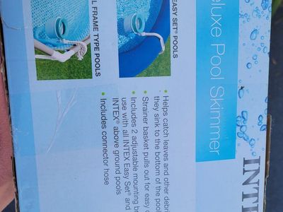 Intex Deluxe Wall Mount Surface Pool Skimmer - Model 28000E