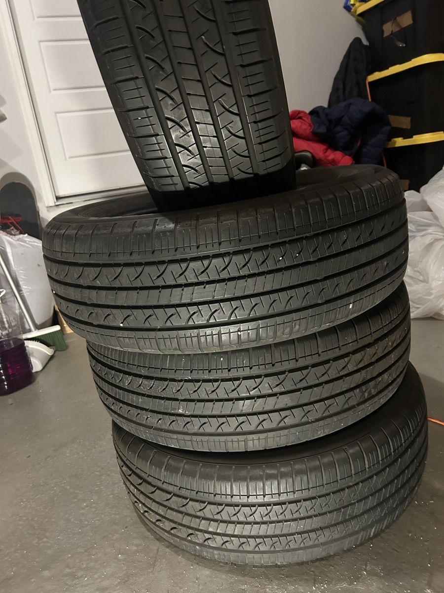 4 Tires 225/60/18 Yokohama Avid GT 230.00