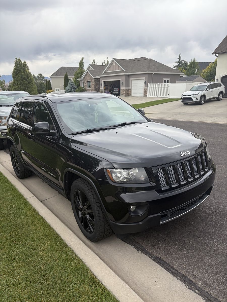 2012 Jeep Grand Cherokee Laredo
