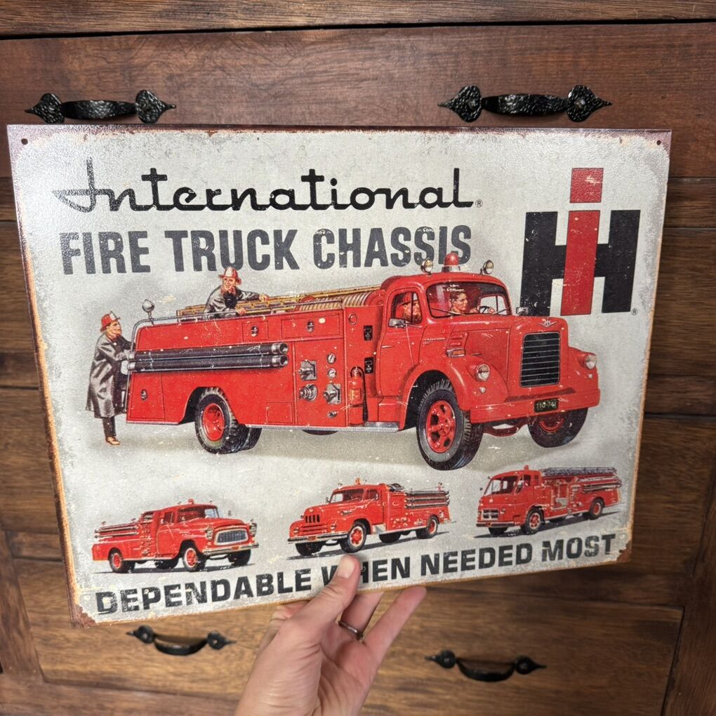Fire Truck Chassis Tin Sign - Nostalgic Vintage