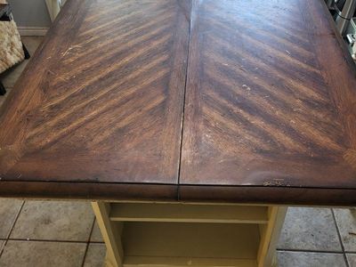 Avalon Furniture International Kitchen Island/Table and 2 chairs (need to be cleaned) and 2 bar stools. Base - Cream, Storage Dr