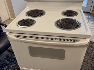GE White Electric Range & Vent Hood