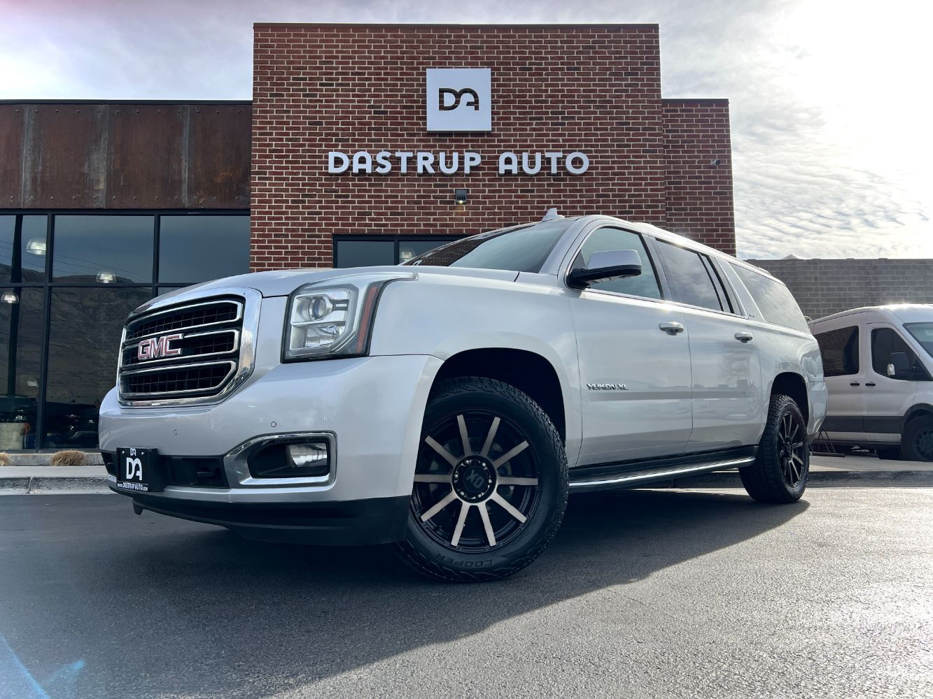 2017 GMC YUKON SLT