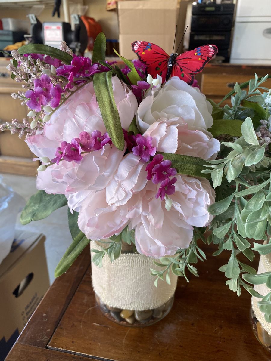 $40.00 for all 6 flower Table Centerpieces.