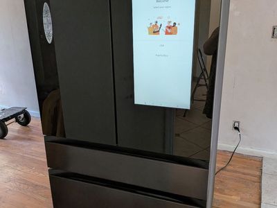 Samsung Bespoke 29 cu. ft. 4-Door French Door Refrigerator with Family Hub - Matte Black Steel
