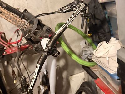 YT jeffsey Carbon Med