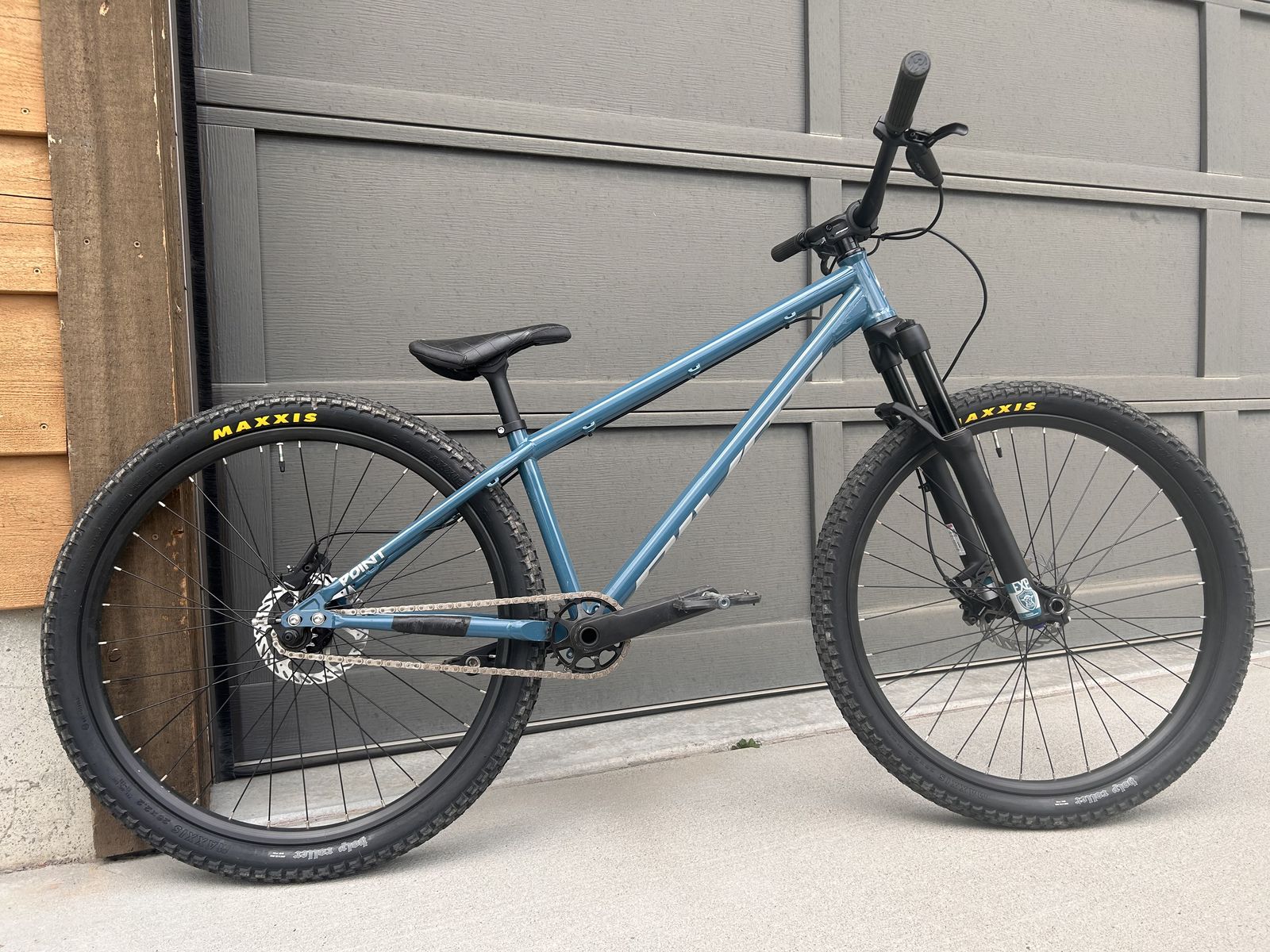 Excellent condition Pivot Point Dirt jump BMX bike
