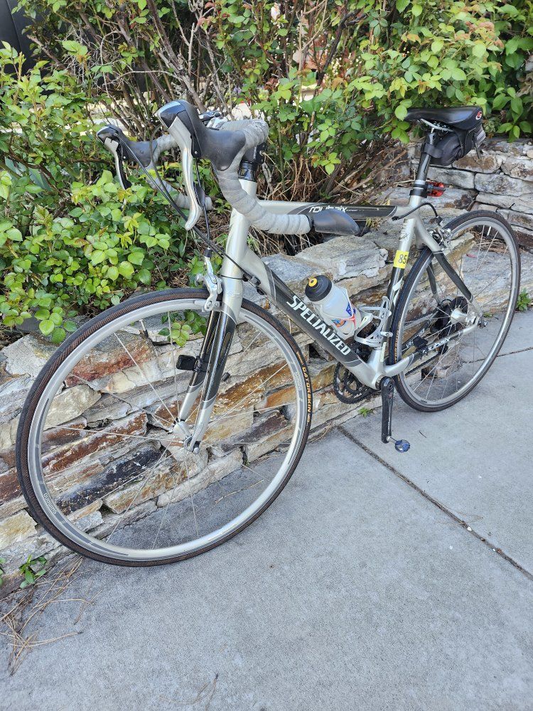 Specialized Roubeux Men’s Road Bike