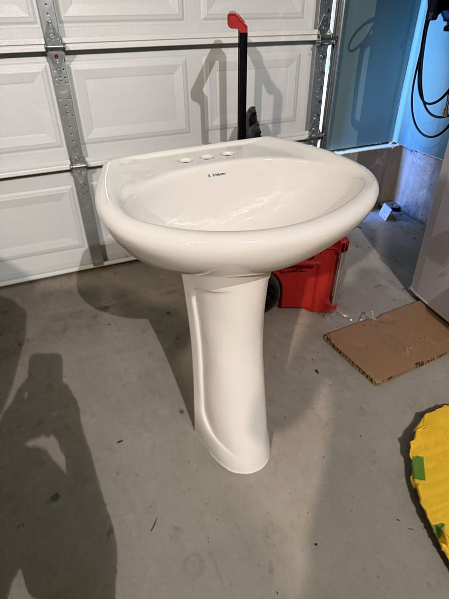Standalone sink
