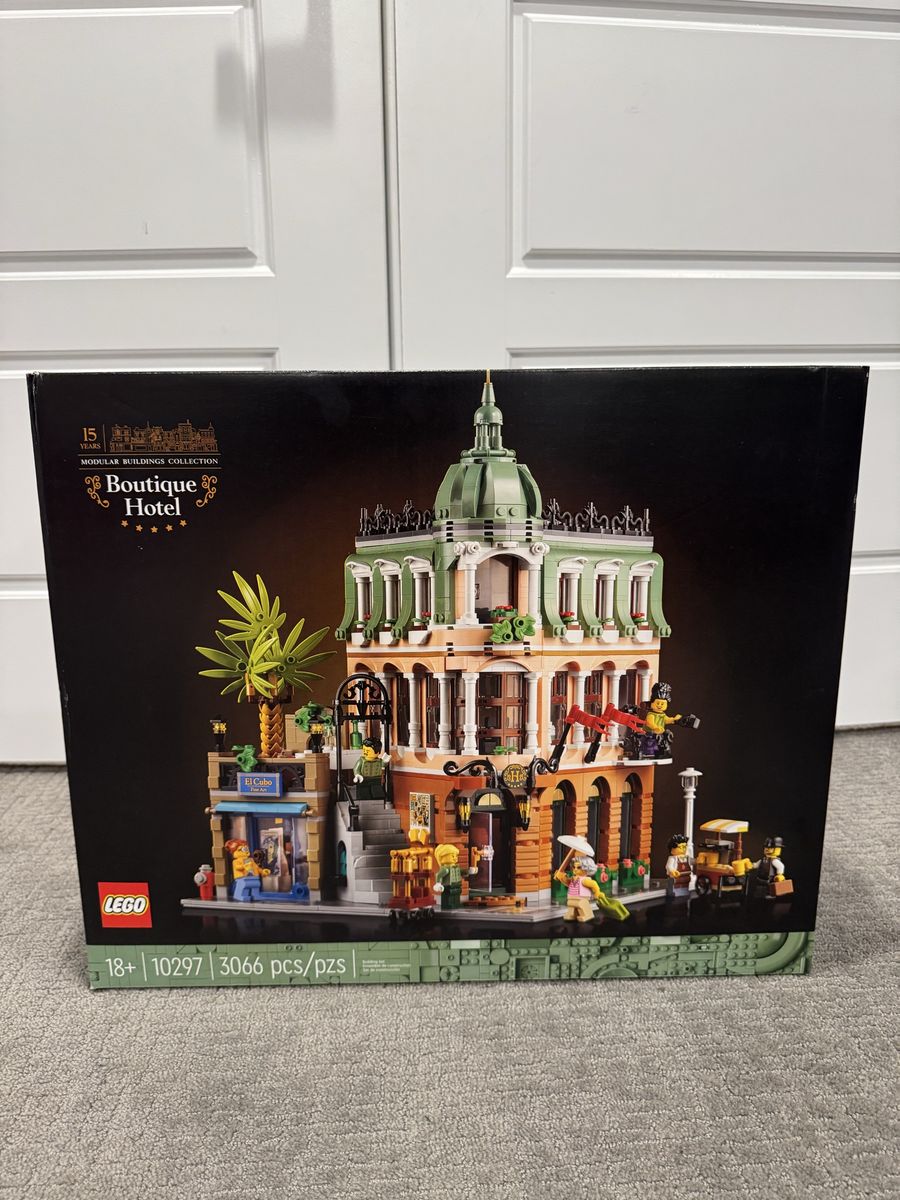 Brand New Lego boutique hotel modular building